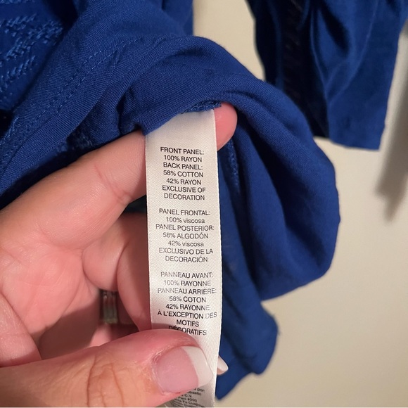 Chicos Scoop Neck With Roll Tab Raglan Sleeve and Pin-tucks Embroidery Blouse. - Picture 5 of 5